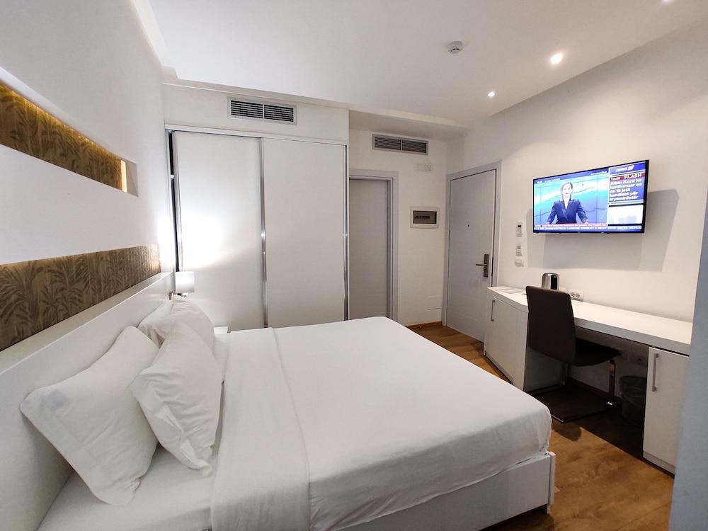 Prestige Resort Durres Qerret Eksteriør bilde
